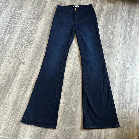Forever 21 boho hippie dark wash flared bell bottom jeans. Size 30 - Picture 1 of 7